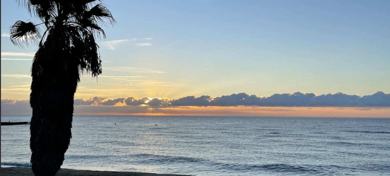 BCN sunrise by Frederik Wouters